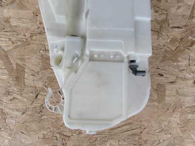 BMW Windshield Washer Fluid Tank Reservoir Container 61667269667 F01 F10 F12 5, 6, 7 Series5